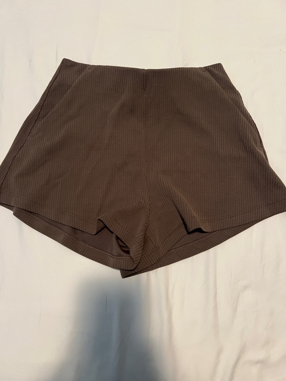 lululemon athletica High-Waist Ribbed Shorts - Olive green